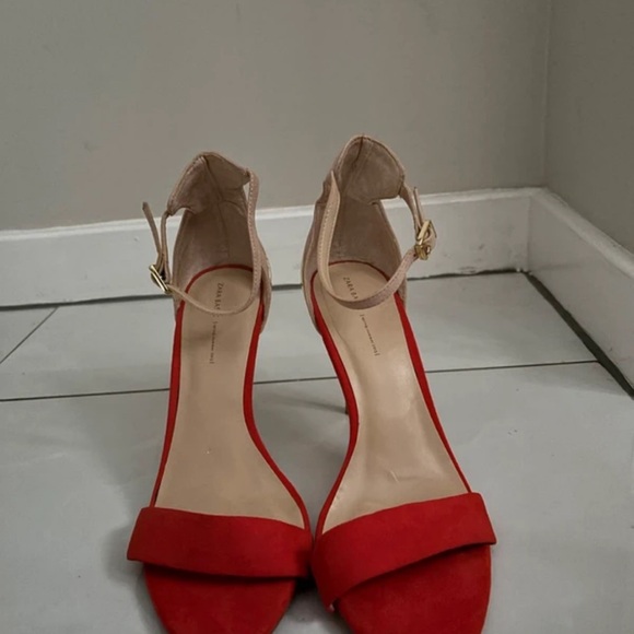 Zara Red and Gold Heels - Picture 3 of 6